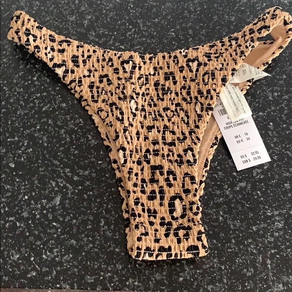 hollister leopard print bikini